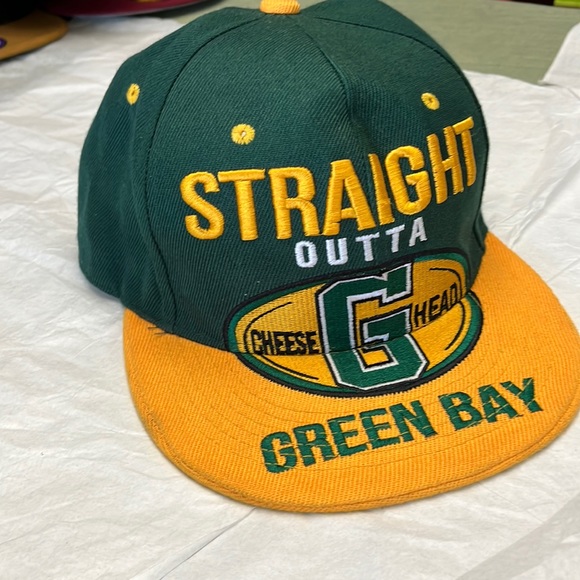 “Straight outta Greenbay”. “Cheese Head” Greenbay Packers SnapBack cap - Picture 1 of 5